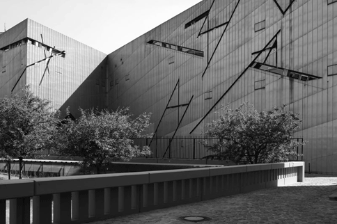 IMG_02_bw